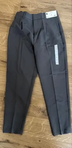 GU タックテーパードパンツM グレー