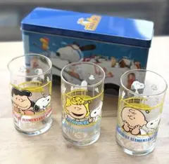 SNOOPY VINTAGE グラス ビッグサイズ ©️1965 SCHULZ - メルカリ