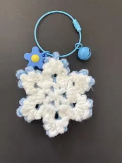 フェルト お花 お守り キーホルダー (ハンドメイド) - メルカリ