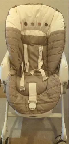 Combi ネムリラ AUTO SWING エッグショック 電動ハイローチェアのサムネイル