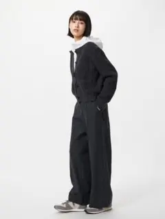 ユニクロ　ブラッシュドジャージーワイドパンツ　グレー