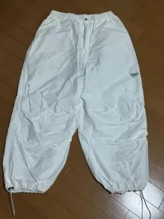 Younger Song ホワイト スノーカモパンツSサイズのサムネイル