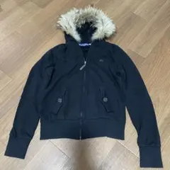 美品 Burberry パーカー ラクーンファー付き 38サイズ 美品 Burberry パーカー ラクーンファー付き 38サイズ BURBERRY