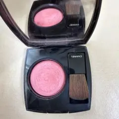 CHANEL パウダーチーク 330ローズ　ペティヤン　ピンク