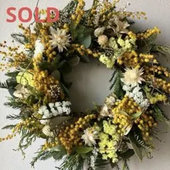 ミランドール産ミモザと水無月紫陽花のハーフリース　ラムズイヤー　貝細工　春待ち ミランドール産ミモザと水無月紫陽花のハーフリース ラムズイヤー 貝