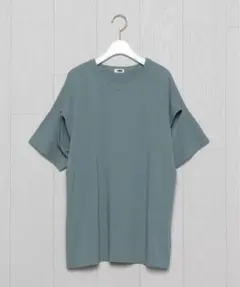 H BEAUTY&YOUTH Tシャツのサムネイル