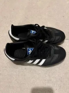 アディダス サンバ ブラックスニーカー