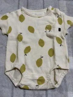 バースデイ　tête-à-tête レモン柄ロンパース 70 ワッフル素材