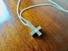 仁尾彫金『プラチナ、ブロック逆十字クロス』ハンドメイド589b 仁尾彫金『プラチナ、ブロック逆十字クロス』ハンドメイド589b - メルカリ