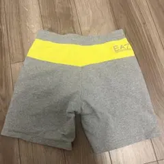 エンポリオアルマーニ　ハーフパンツ　ショートパンツ　スウェット　EA7 Mサイズのサムネイル