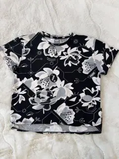 PUMA/プーマ フラワーショート丈Tシャツ(150cm)