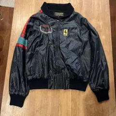 ナイロンジャケット　ビンテージ　STYLE OUT フェラーリ刺繍　短丈
