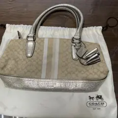〈新品未使用品〉COACH ベージュ シルバーストライプ ハンドバッグ