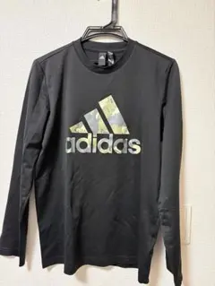 adidas カモフラージュロゴ 長袖トレーナー