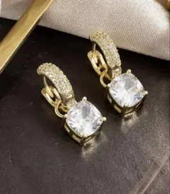 新品オーストリアンクリスタル ドロップイヤリング 14Kゴールドメッキ