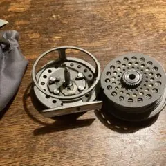 Item thumbnail for item 70d44bc9-34e7-43e7-8754-4fdff806d3a5