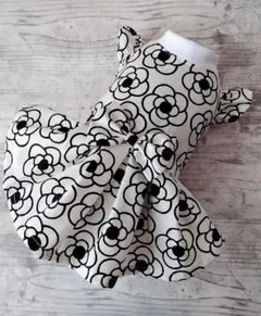 カメリア柄のモノトーンワンピース（オーダー）