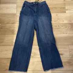 earth music&ecologyのワイドデニムパンツ