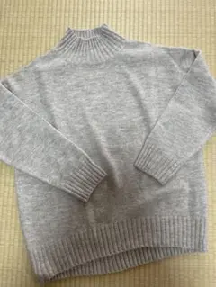 GU／ジーユー／ハイネックニットセーター／ベージュ／Lサイズ