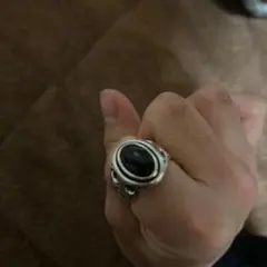 ガルニ シルバーリング オーバル型 黒い石 21号 - メルカリ