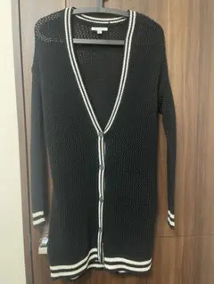 未着用•American Eagle ロングニットカーデ　スクールガール風のサムネイル