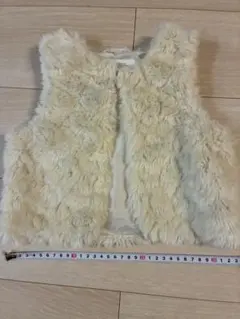 H&M 2-3y ファーベスト　白