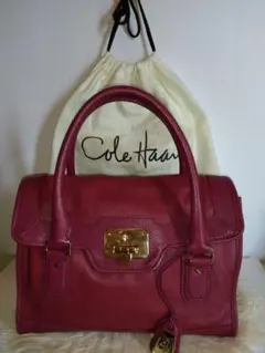 COLE HAAN コールハーン　レディースハンドバッグ　チャーム付