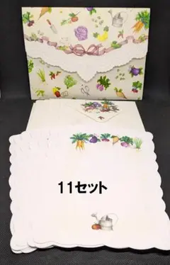 キャロルウィルソン　CarolWilson ノートパッド　クリスマス Vintage Carol Wilson Embossed Christmas Cardstock Note