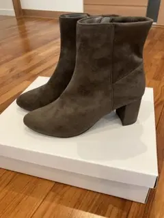 ブラウン スエード 中ヒールブーツ M