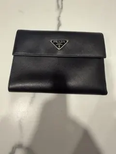 週末特価《美品》PRADA プラダ 三つ折り財布 サフィアーノ ブラック
