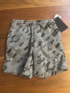 新品タグ付き⭐︎NIKEJordan ハーフパンツ裏起毛105グレー