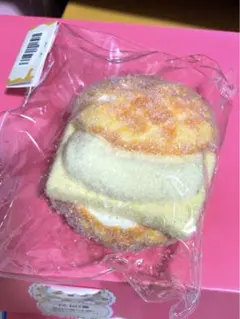 kikisquishy スクイーズ 氷バター 粉付き M スクイーズ 氷バター おいしい クッキーサンド kikisquishy Mサイズ