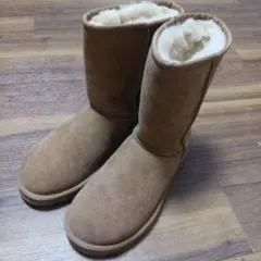 2892【新品】UGG　ブーツ　チェスナット　23　新品未使用　5825