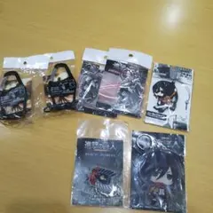 進撃の巨人 ミカサ つままれストラップ キーホルダー カラビナ 7個セット