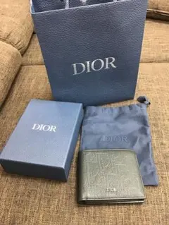 Dior ブラックレザー 二つ折り財布　美品！のサムネイル