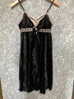 ワンピース　黒　ベロア