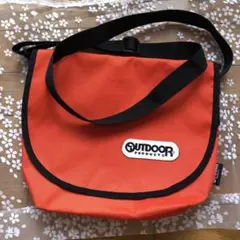 OUTDOOR PRODUCTS ショルダーバッグ オレンジ　ミニポーチ付き