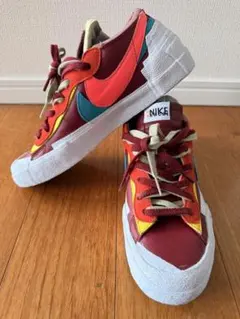NIKE x SACAI × KAWS Blazer Lowスニーカー