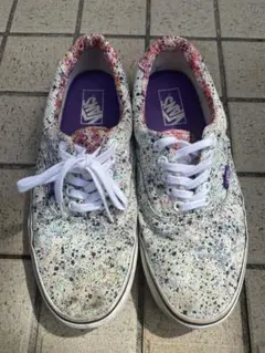 Item thumbnail for item d59faf5f-3d27-4152-8ebf-a4cba8ce2329