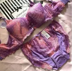 エメフィール　グラデーション　脇高ブラ　ショーツ　セット　パープル　D75