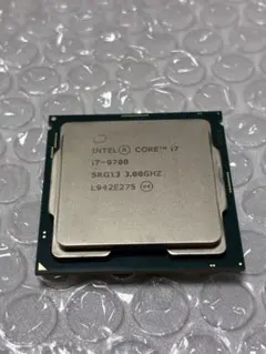 Intel Core i7-9700 CPU 本体