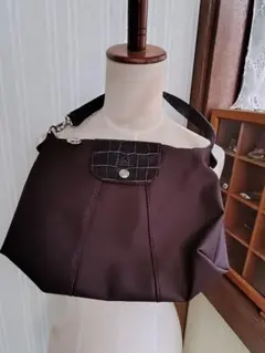 ダークブラウン クロコ型押しハンドバッグ　ワンショルダーロンシャン