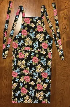 花柄エプロン