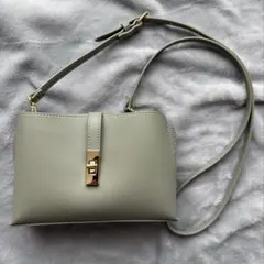natural beauty basic ライトウォレットショルダーバッグのサムネイル