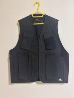 ニコアンド シティークリーク ベスト　黒　メンズ