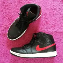 【美品】NIKE AIR JORDAN 1 MID 26.5 エア ジョーダンのサムネイル