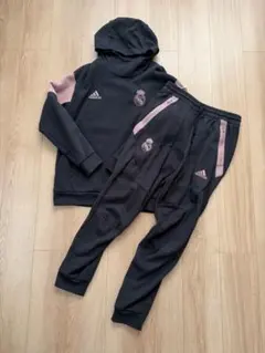 Item thumbnail for item bc8e9eb7-1892-4210-a33a-9ac82551c2f2