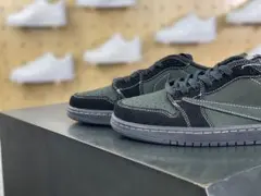 23.5CMナイキ×トラヴィススコット×フラグメント エアジョーダン1ロー