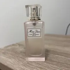 Miss Dior ヘアオイルのサムネイル