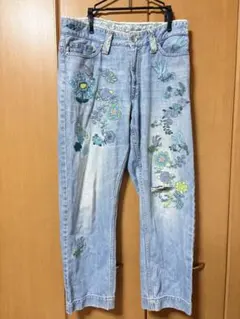 刺繍入り ライトブルー デニムパンツ